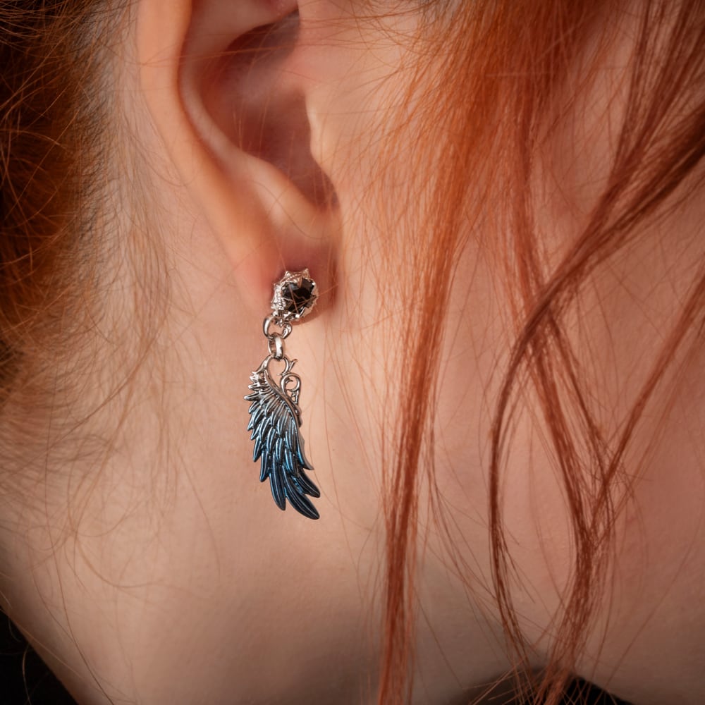 シャフリーヴァルピアス片耳 シャフリーヴァルピアス片耳 シャフリー