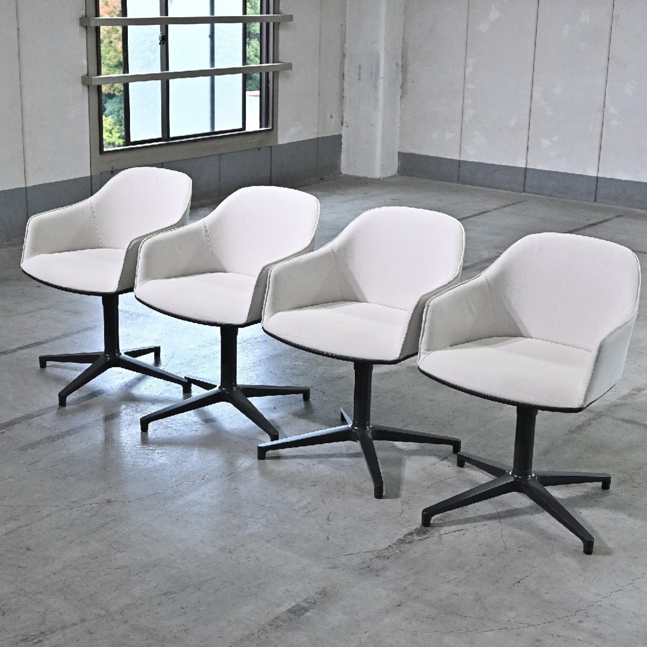 Vitra 60万「Softshell/ソフトシェル」ダイニングチェア 4脚セット B ロナン＆エルワン・ブルレック リビング Ronan & Erwan 椅子 ヴィトラ