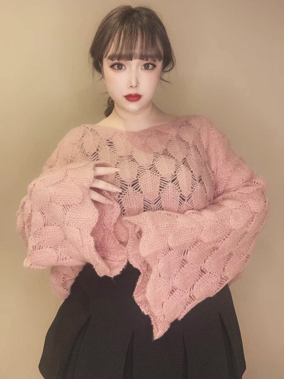 シンプルながらも個性的なスタイルを演出 マーメイド袖ニット セーター 長袖 ラウンドネック カジュアル ゆったり 大人可愛い オルチャン 大きいサイズ 韓国 CH2147