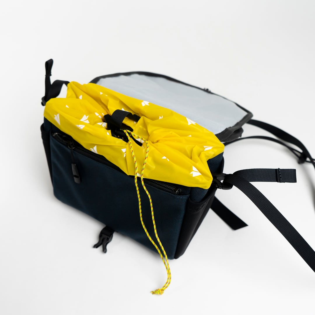 Bike'n Hike Front Bag | RawLow Mountain Works.× PAPERSKY Bike'n Hike Front Bag | RawLow Mountain Works.× PAPERSKY