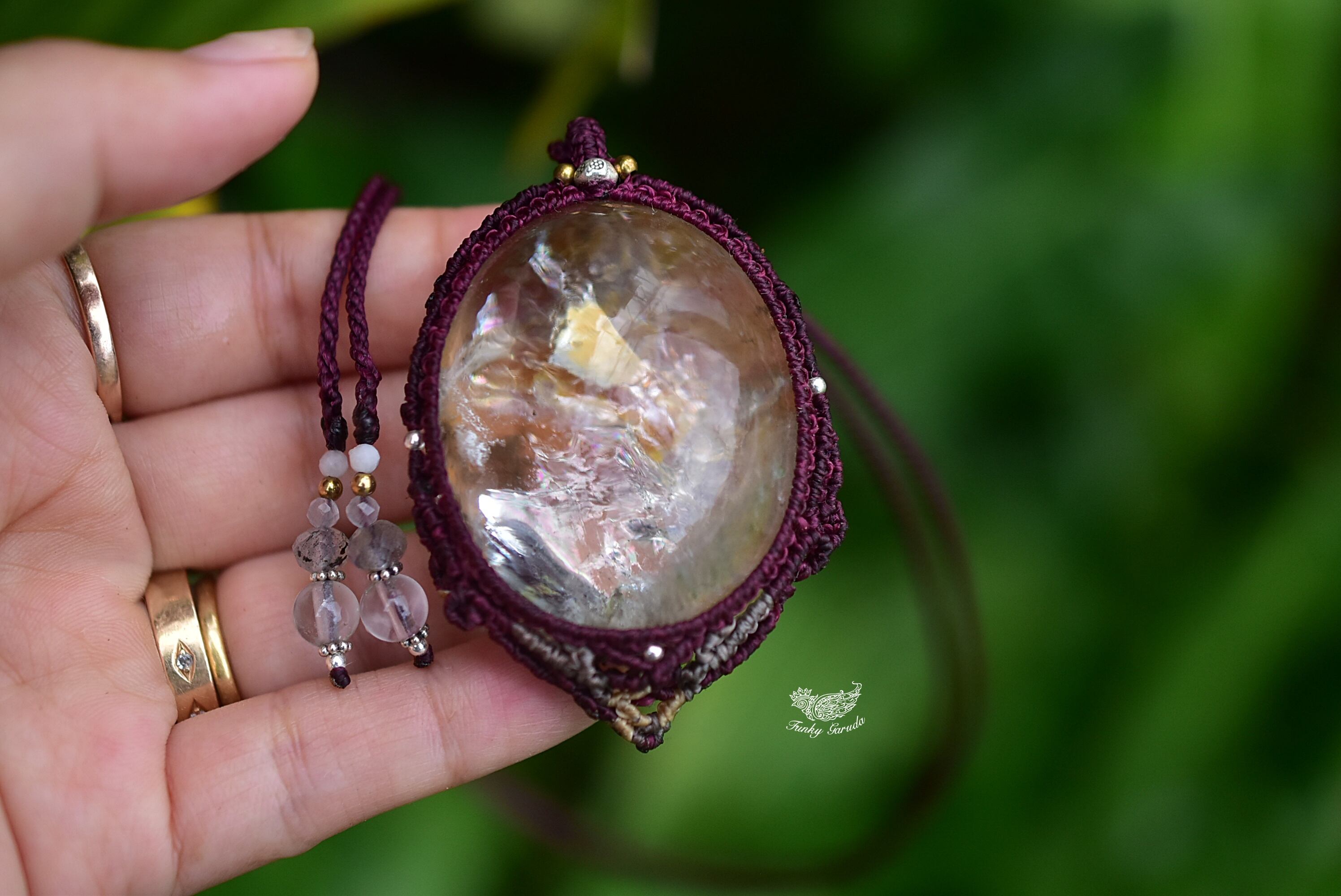 虹入り神々の山★クォーツイン★ガーデンクォーツ マクラメネックレス716