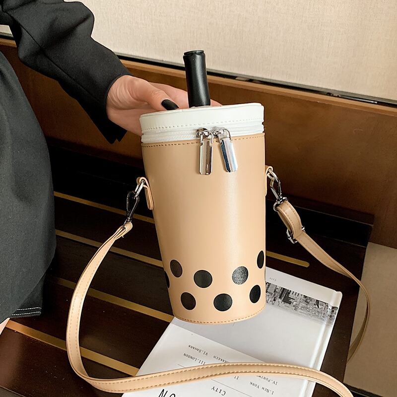 オータムウィンターレッド 大人ガーリー スウィート キュート カジュアル 秋物 冬物 メッセンジャーバッグ Tiancai_Wing_Bag69815759922