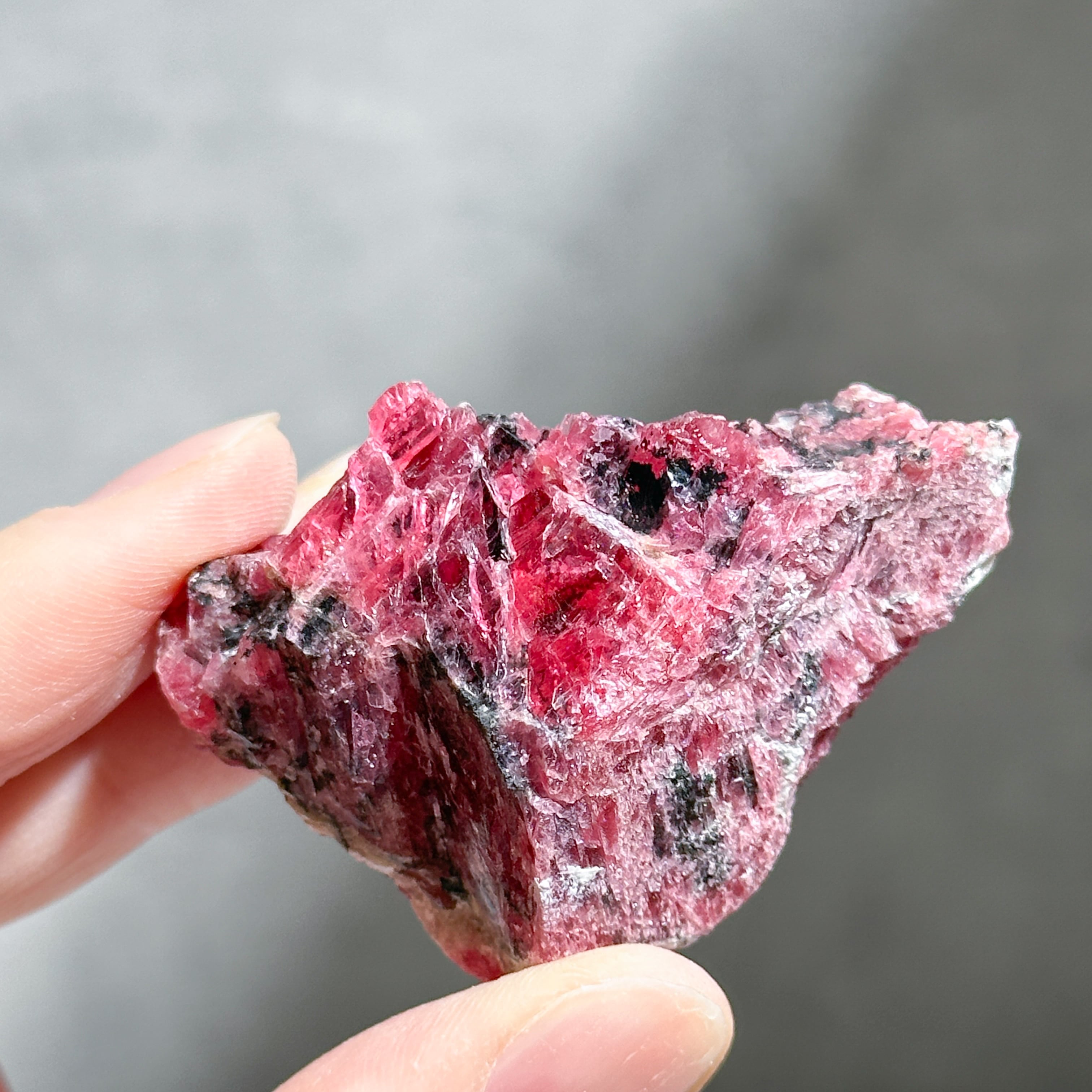 高品質◎ ロードナイト 原石33◇Rhodonite◇パワーストーン・天然石