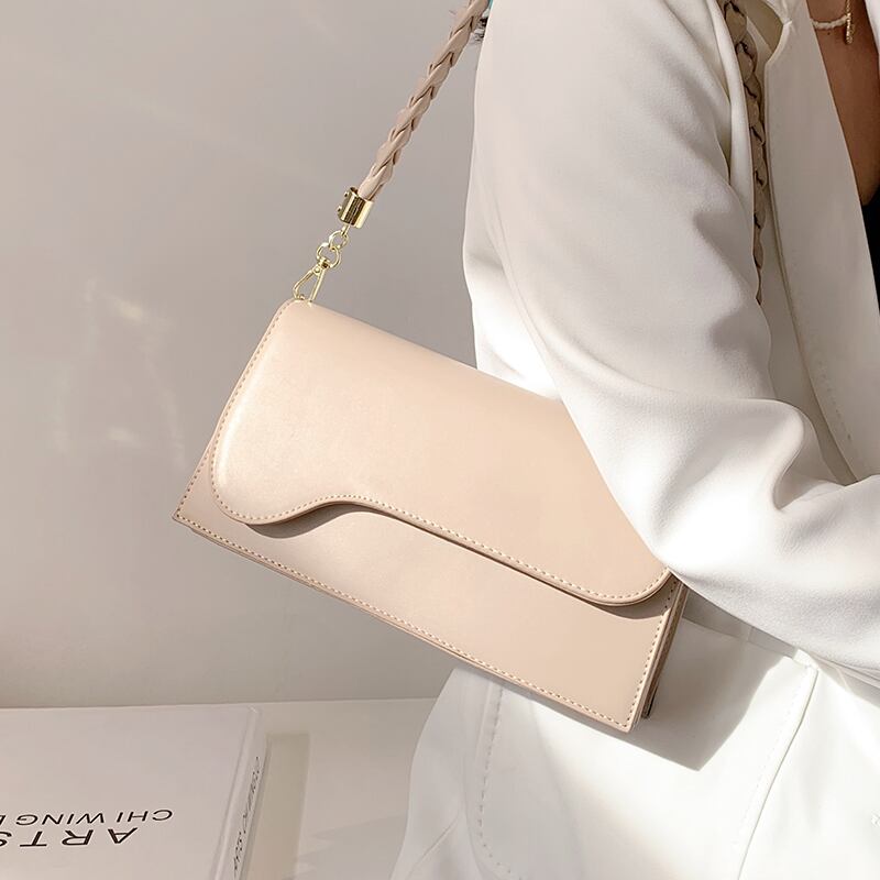 レッド スクウェア メッセンジャーバッグ 手作りハンドバック33168723382