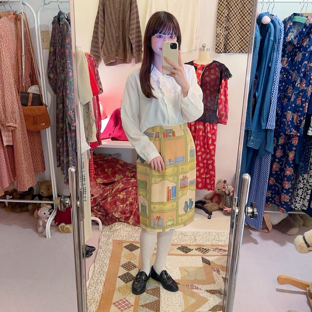 book shelf semi tight skirt