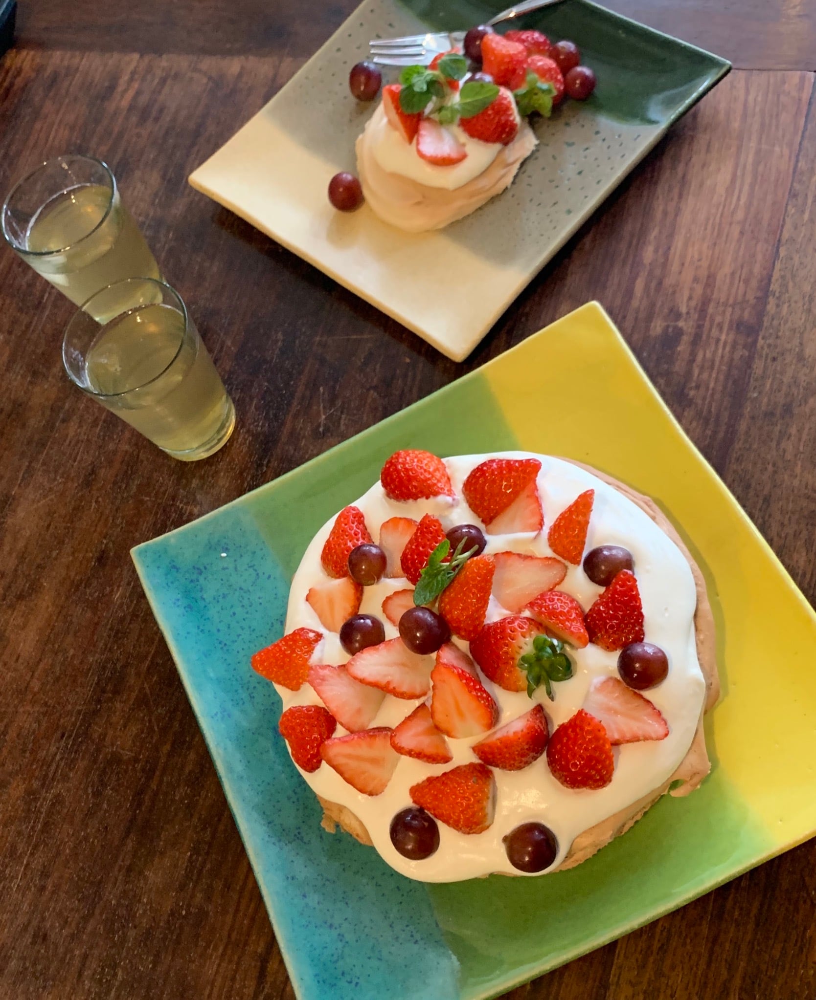 プレート（大）ビタミン / レンジ・食洗機可 / 　mod-18　和食器 角皿 大皿 おしゃれ モダン 24m 軽い 可愛い 四角 お皿 皿 カラフル 食器 陶器 器 カフェ パーティー ギフト プレゼント 引越し祝い 結婚祝い お祝い 丹波篠山 日本製