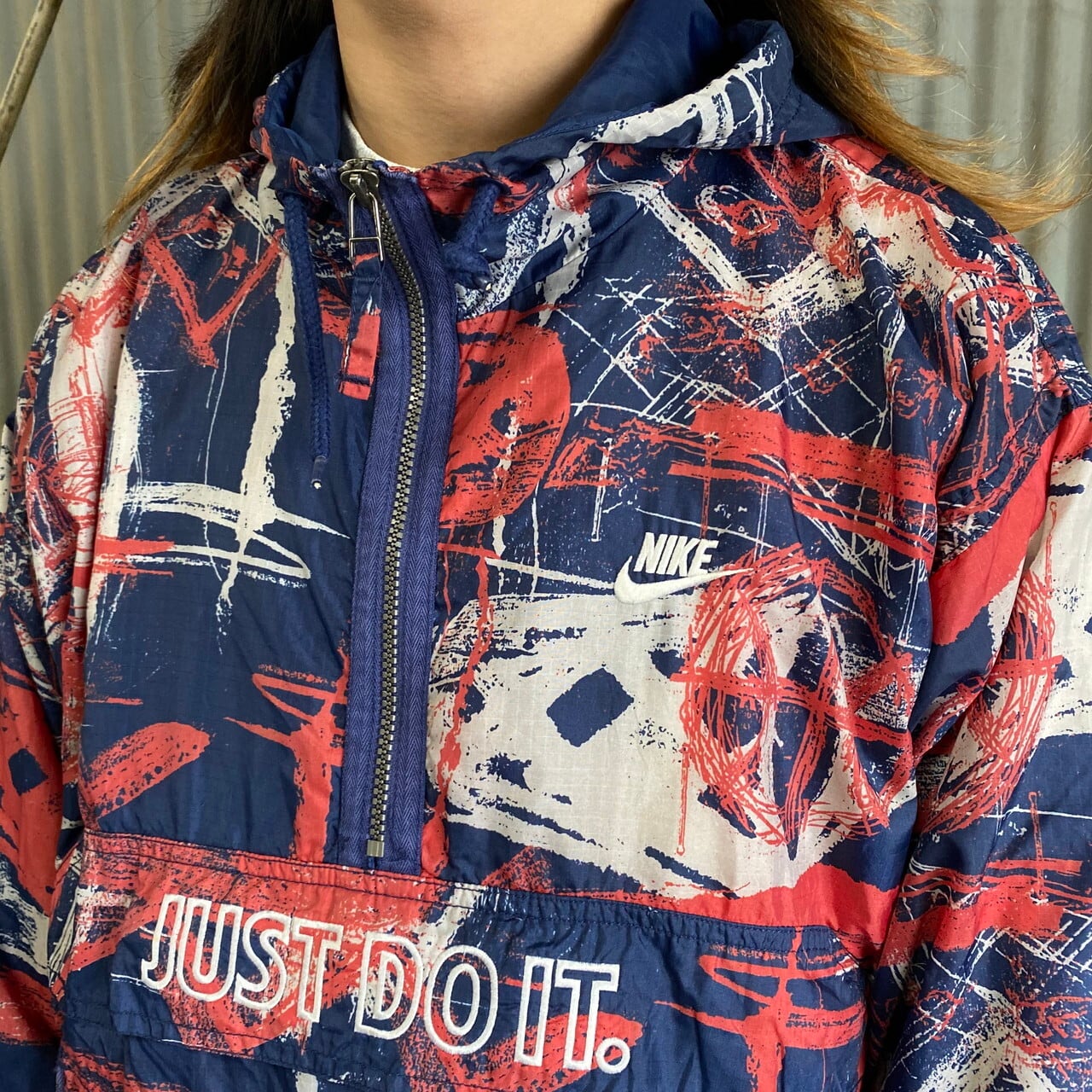 90年代 ナイキ 総柄 プルオーバー ナイロンパーカー メンズL 古着 アノラック ナイロンジャケット 90S NIKE ビンテージ ヴィンテージ  【ナイロンジャケット】【VTG】【CS2211-30】 | cave 古着屋【公式】古着通販サイト