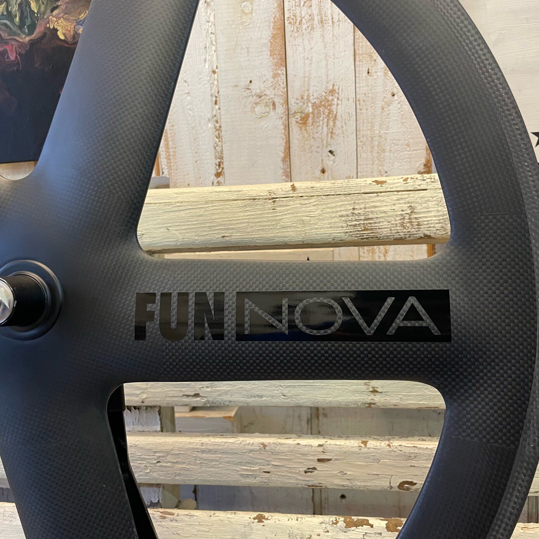 新品 ピスト フロント カーボン3バトンホイール 700c クリンチャー