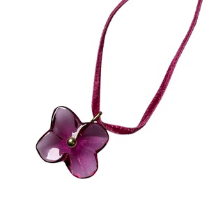 BACCARAT k18 × crystal flower pendant