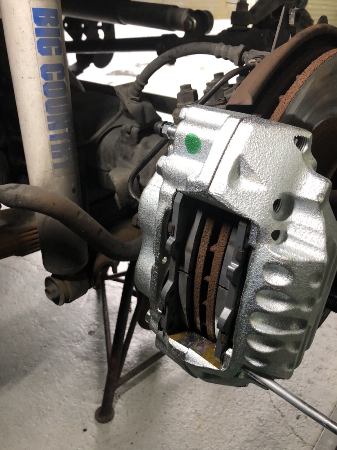 フロントディスクブレーキシリンダassy 純正 Friendeeauto