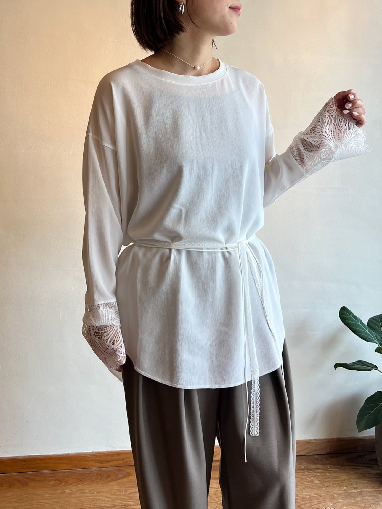 【新品未使用】マルゴーヴィンテージシアーロンT　オフホワイト MARGAUX VINTAGE / シアーロンTカフスレース | anouk