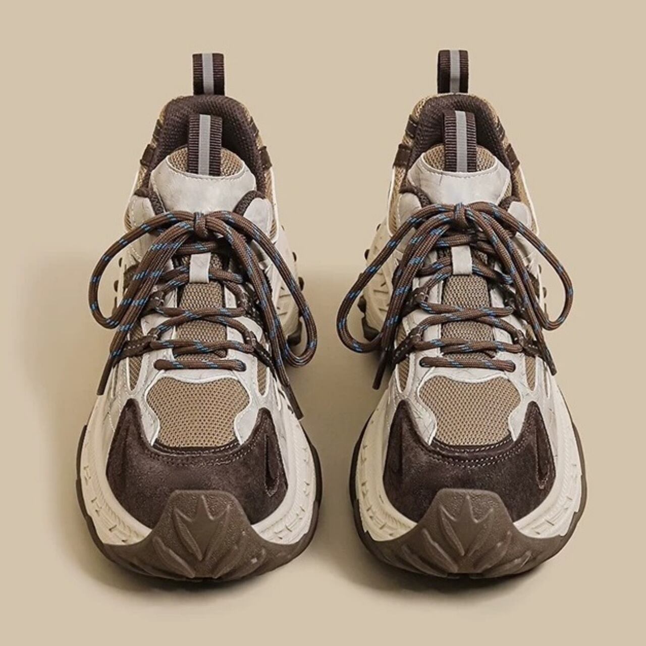 トレイルライクユーティリティダッドスニーカー C01425