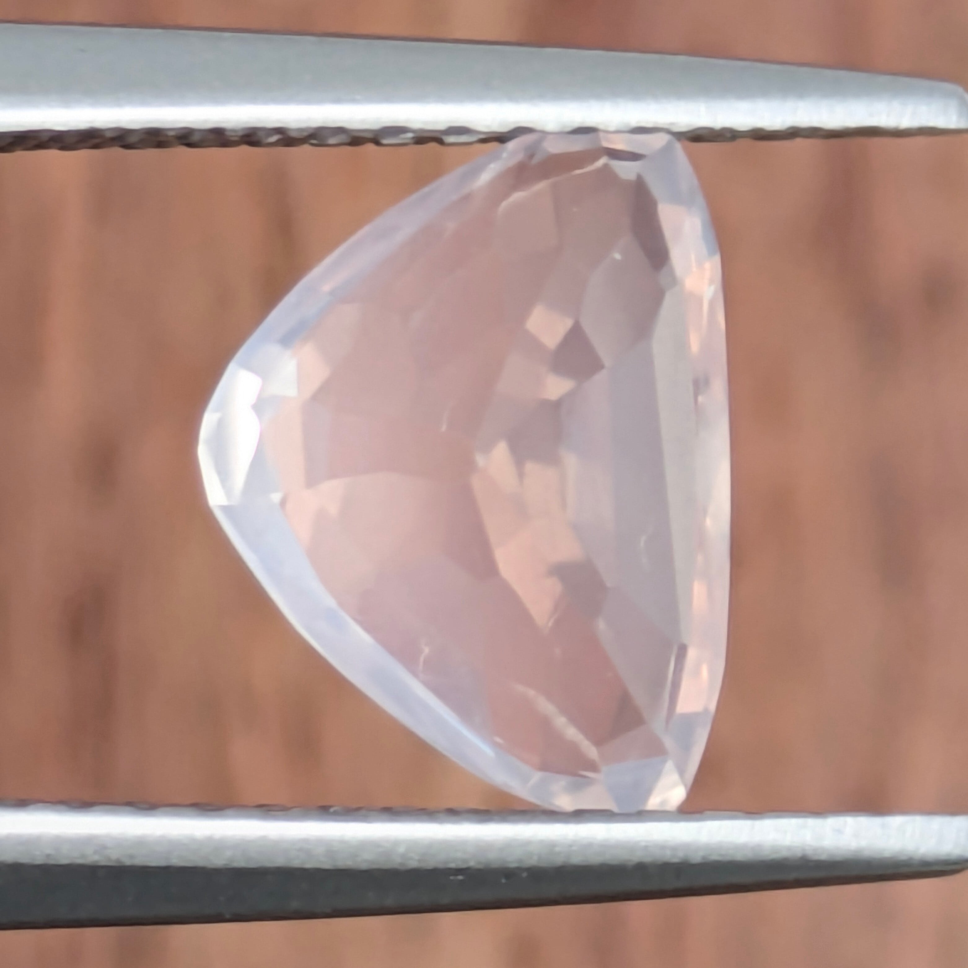 ローズクォーツ ルース ローズクォーツルース【1.80ct】PRO207912 | Gem's Subculture