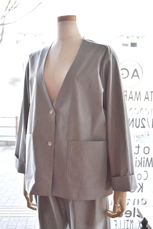 denicher(デニシェ) 25S/S Vネックジャケット