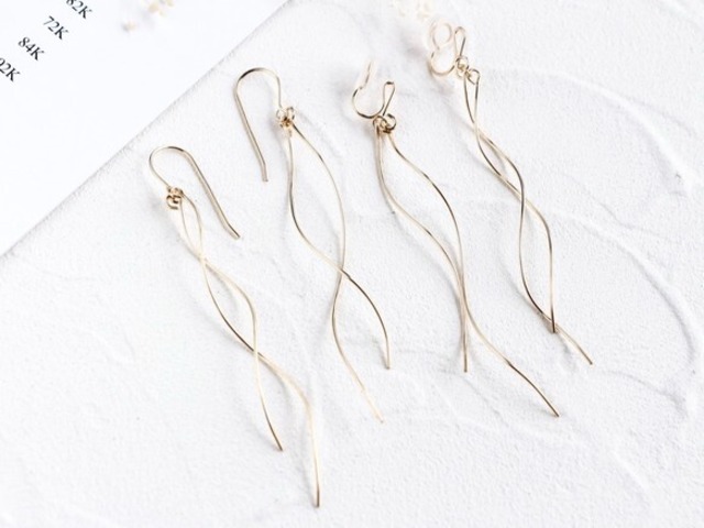 14kgf-nuance curve swing pierced earrings /can be chang to A.N original clip-on