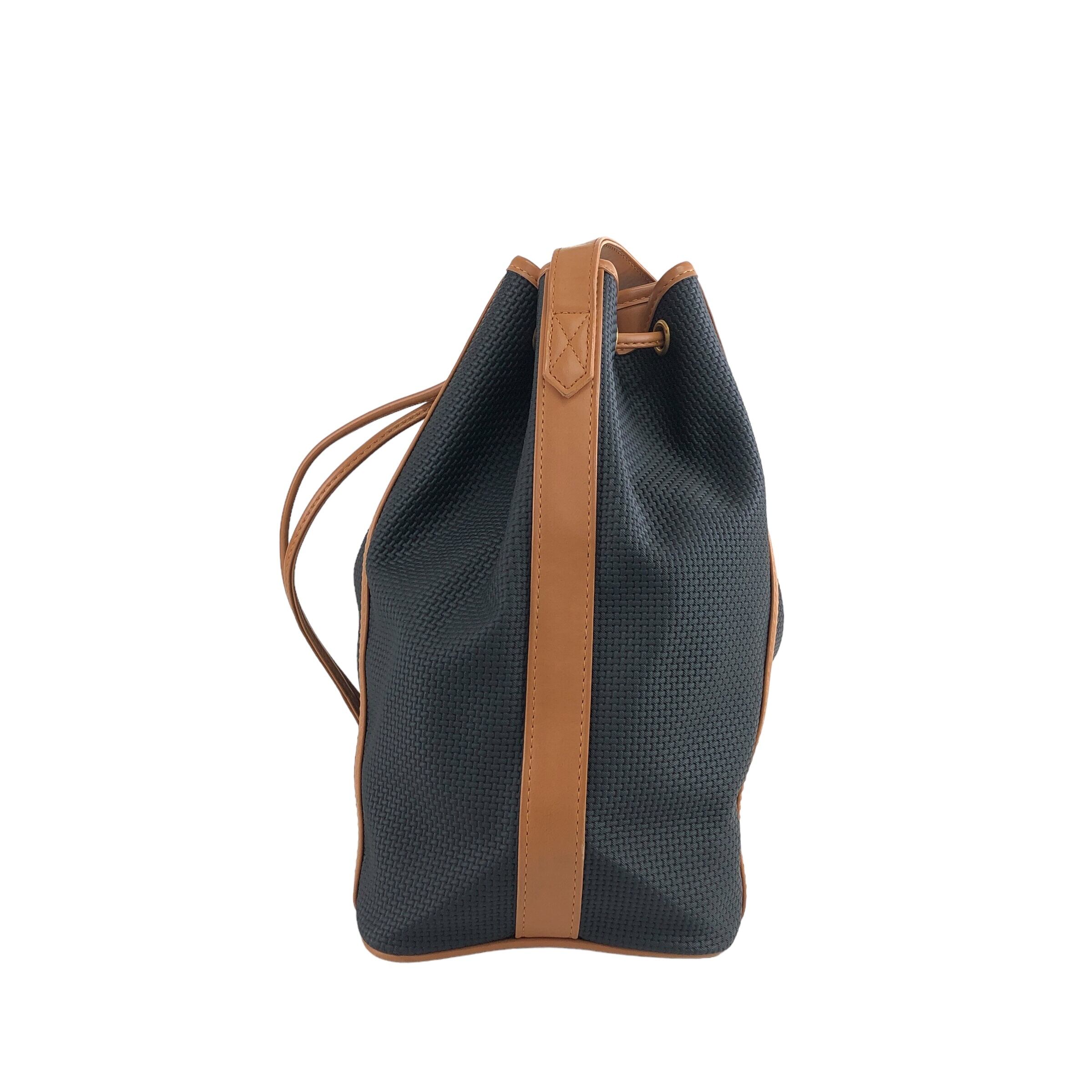 Yves Saint Laurent イヴ・サンローラン ショルダーバッグ ブラック