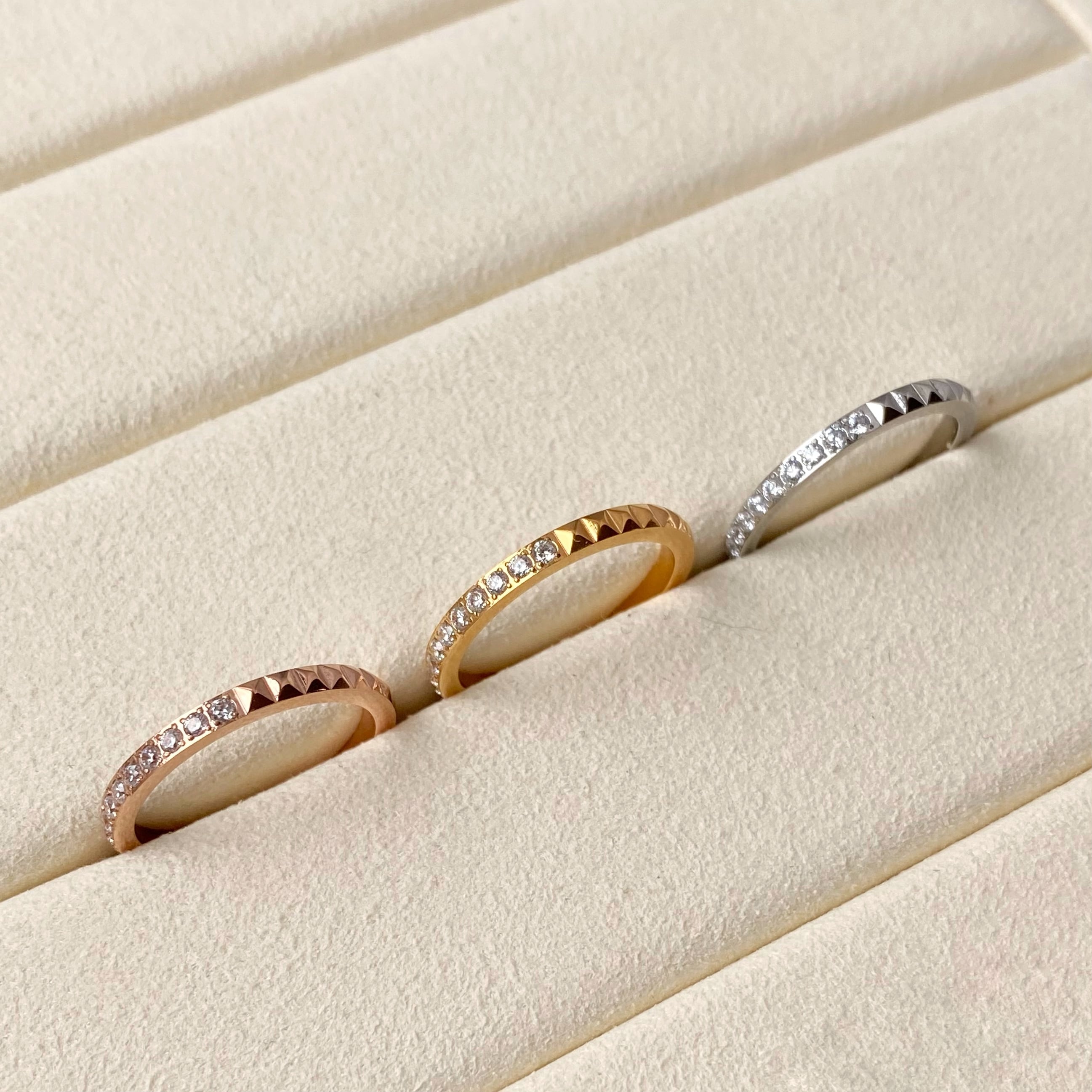 3way ジルコニア スタッズ リング MR4709 | emu