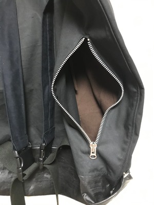 UNFINISHED変形バッグ