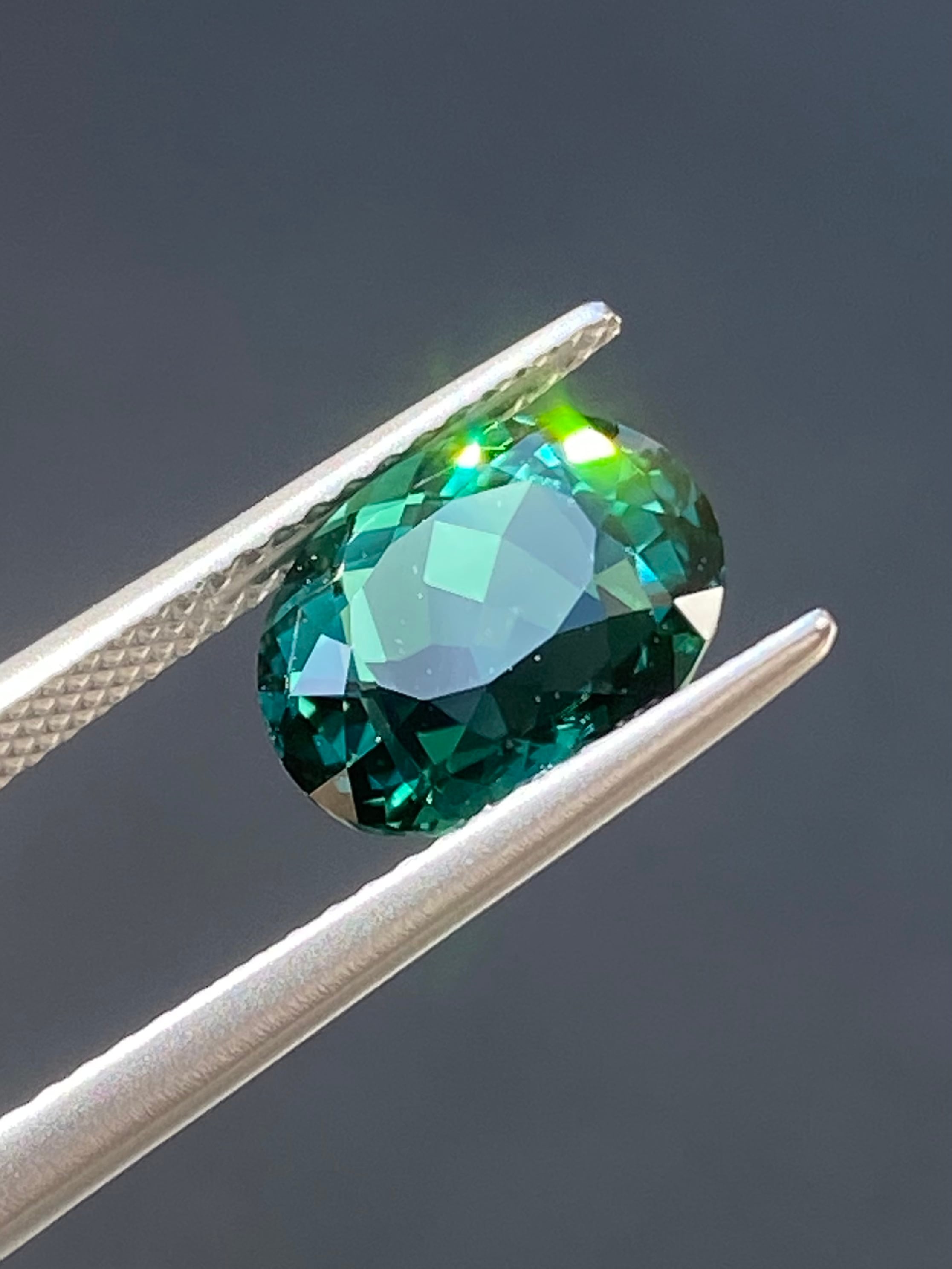 トルマリン ルース (0.427ct)