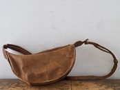 005dc067 moon bag small