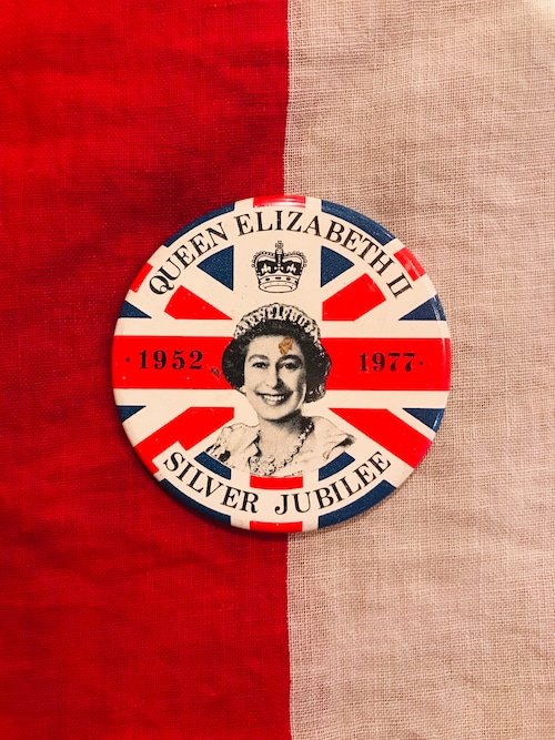 5.5cm / Silver Jubilee 1977 Badge バッジ