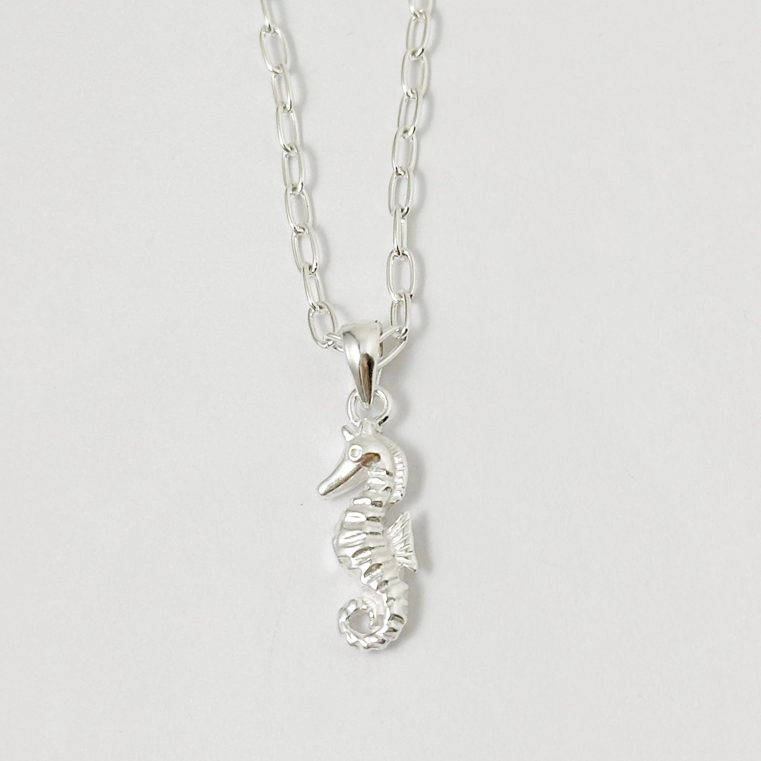 リトル タツノオトシゴ ペンダント （チェーン オプション）ネックレス