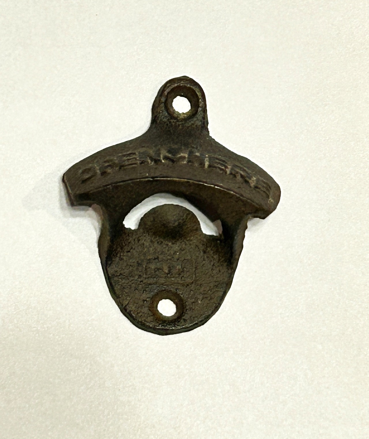 壁掛けボトルオープナー