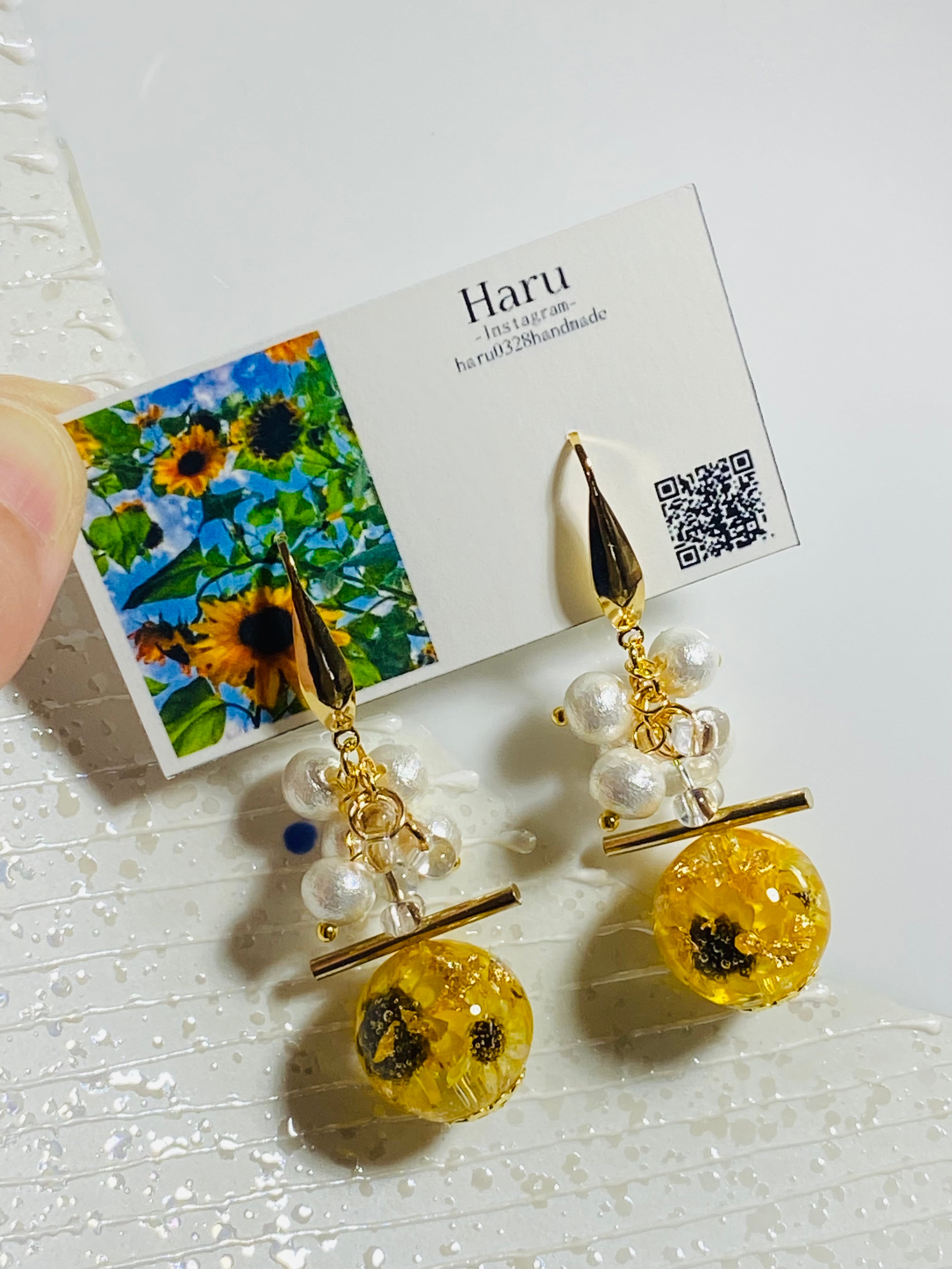 レジンピアス ハンドメイドアクセサリー レジン スターフラワーのひまわり加工