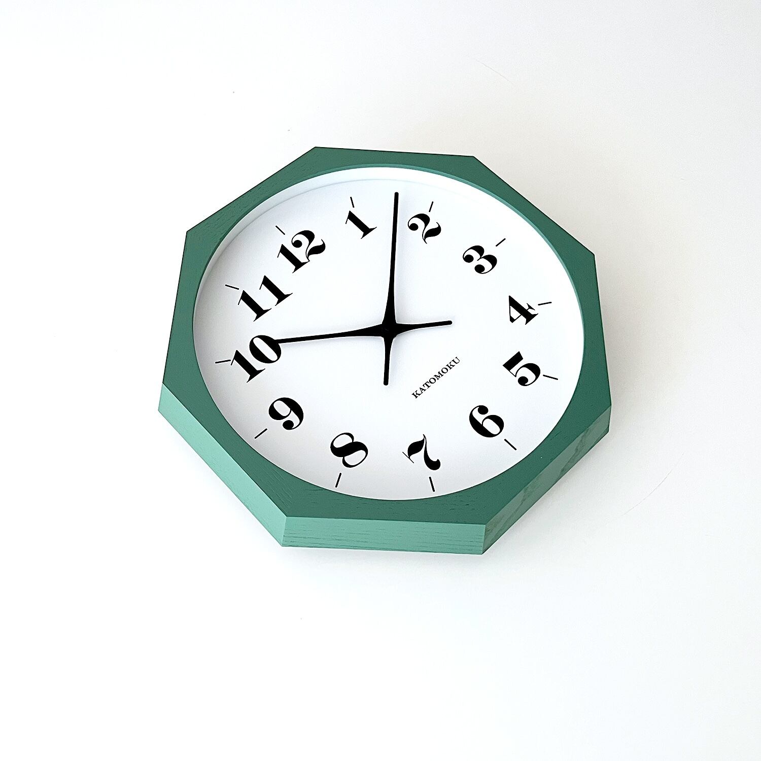 KATOMOKU muku clock 12 八角形 グリーン km-97GR8 掛け時計 | 加藤