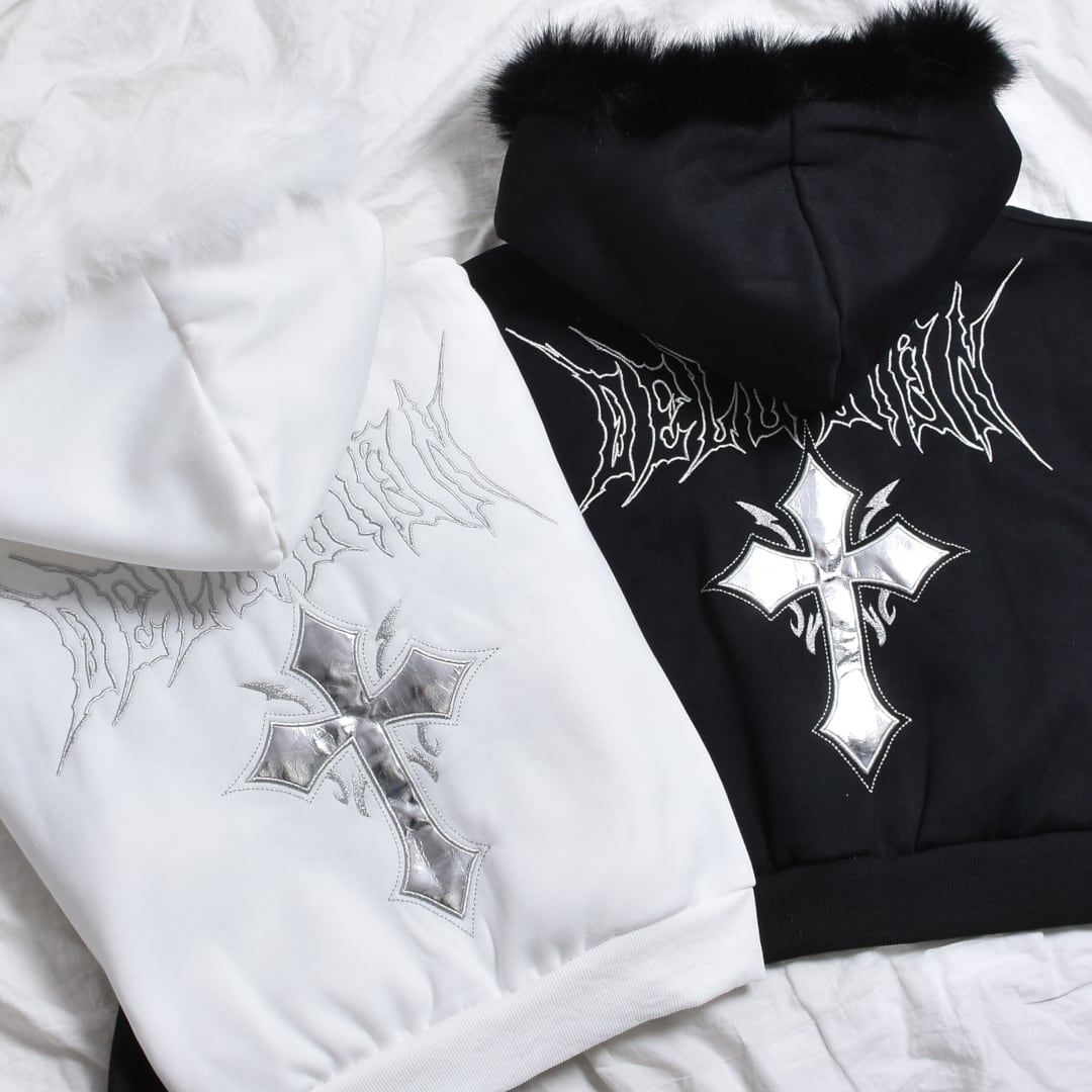 1/3新着】ショート丈 メタルクロスフードファーZIPパーカー(裏起毛