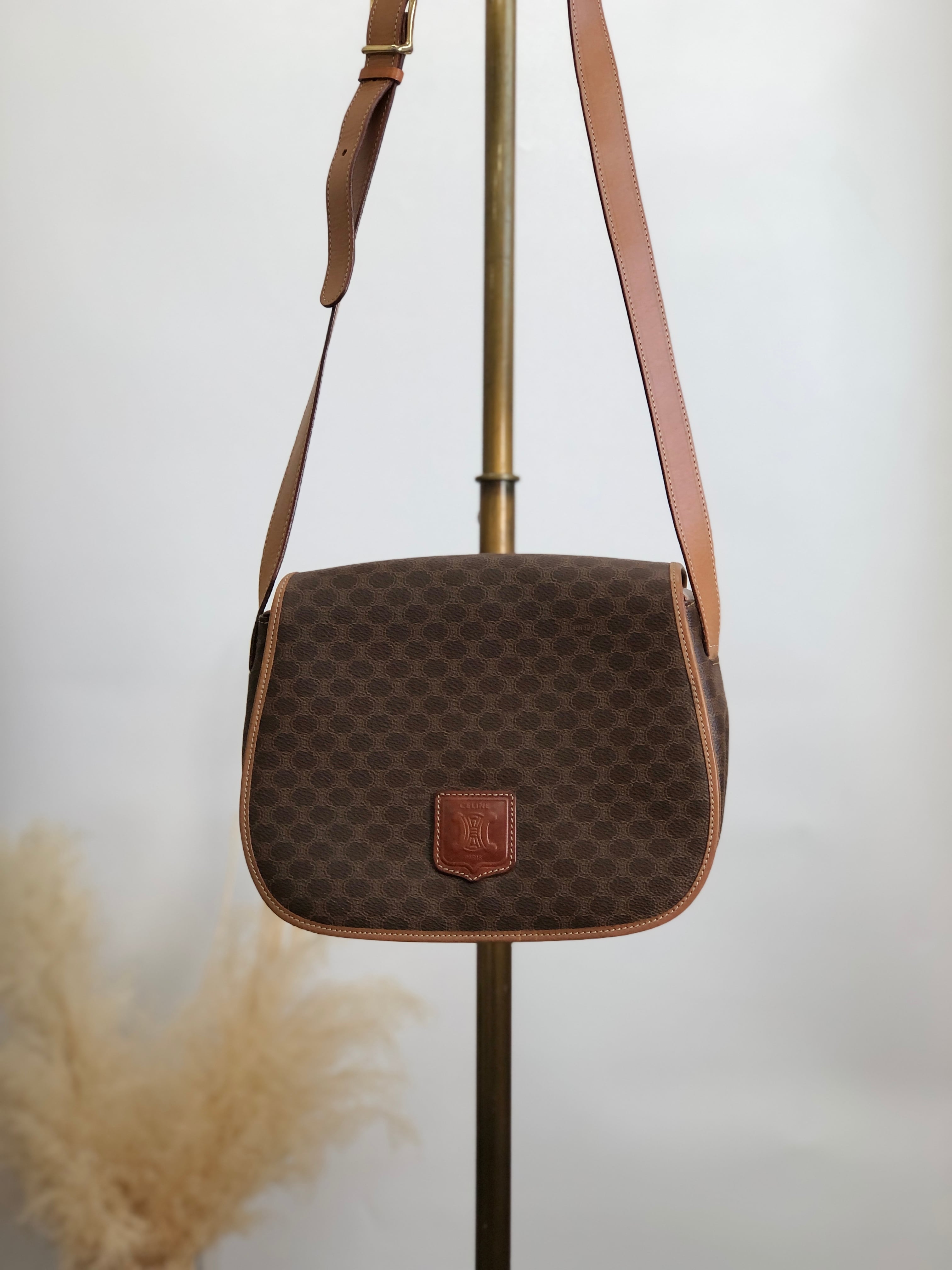 CELINE セリーヌ マカダム ショルダーバッグ ブラウン ブラゾン型押し CELINE セリーヌ マカダム ショルダーバッグ ブラウン ブラゾン型押し