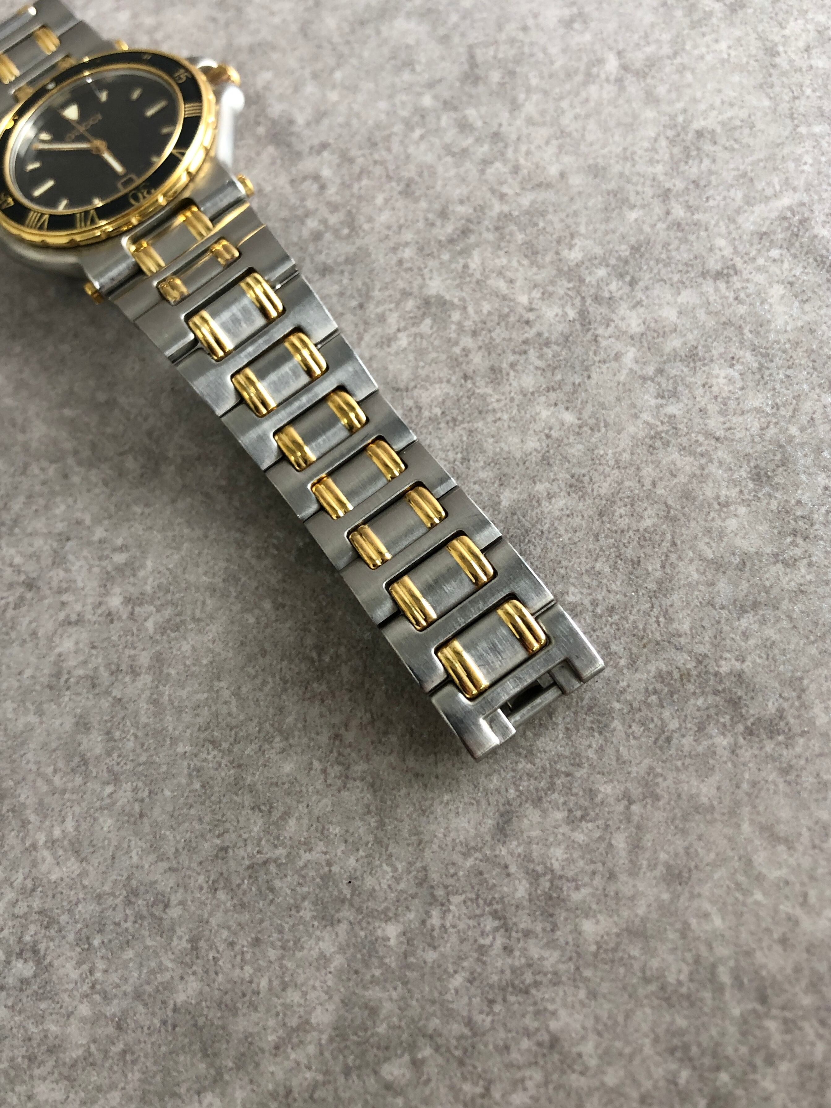 GUCCI グッチ 腕時計 シルバー×ゴールド 9700L vintage ヴィンテージ