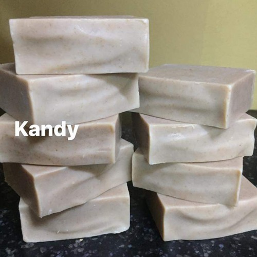ターメリック、オーツ&ハニー石鹸 by Kandy Handmade Shop（110g）の商品画像4