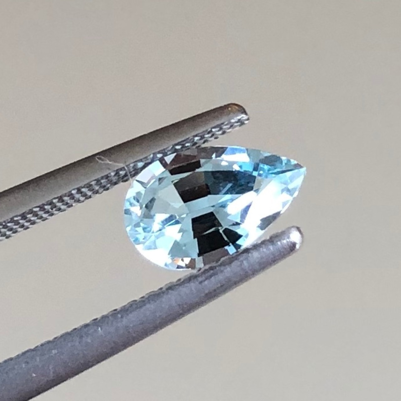 アクアマリン ペアシェイプ 7.8x4.9x3.6mm 1ピースからの販売