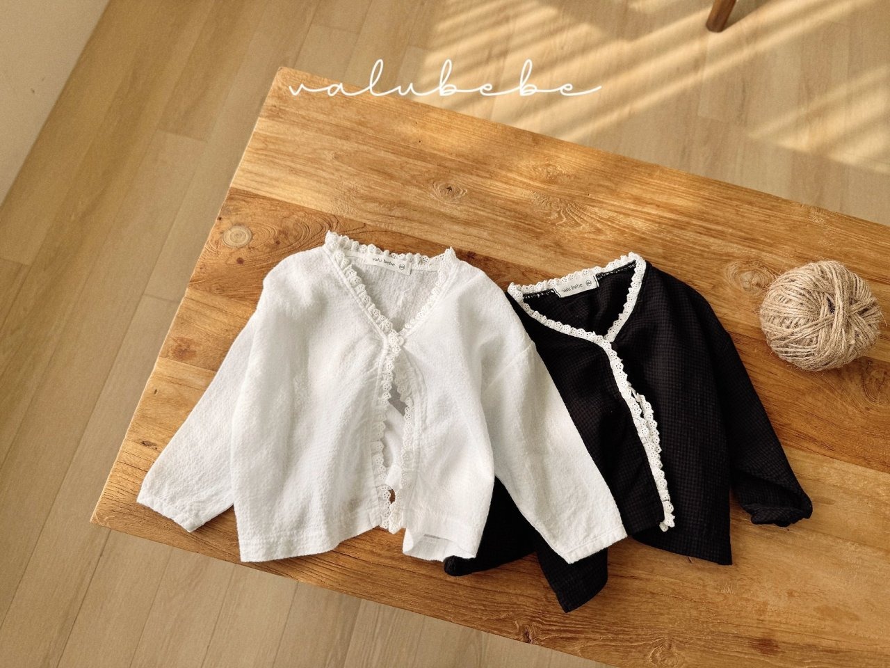 [valubebe] Embossed Lace Cardigan / [벨루베베] 엠보레이스가디건