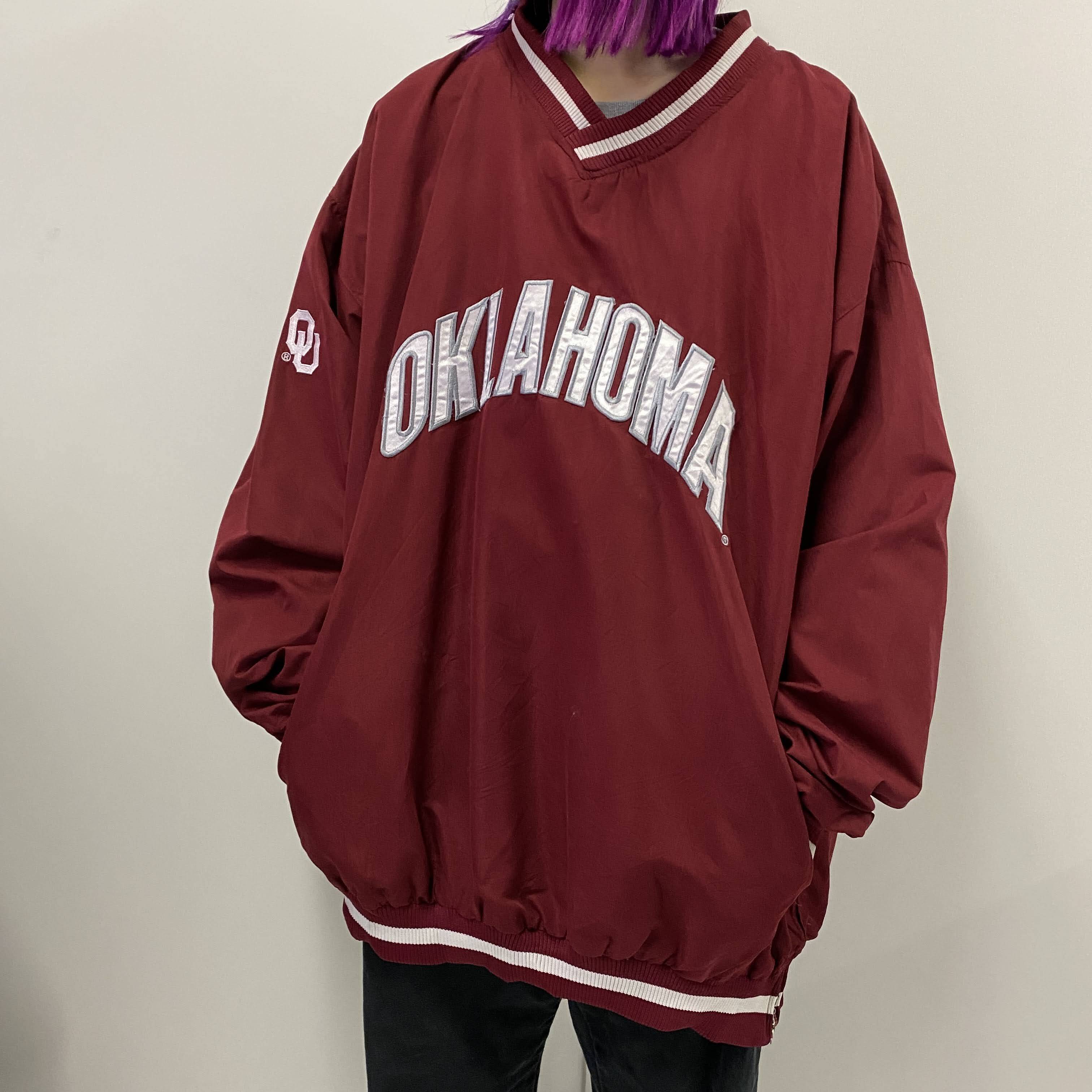 スーパービッグサイズ OKLAHOMA カレッジチーム ウォームアッププルオーバージャケット メンズ4XL 古着 ロゴ刺繍 レッド 赤  大きいサイズ【ナイロンジャケット】 | cave 古着屋【公式】古着通販サイト