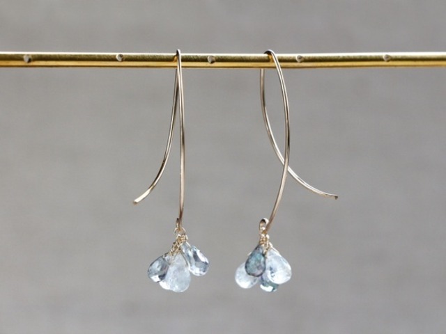 14kgf-chilly tears curve pierced earrings