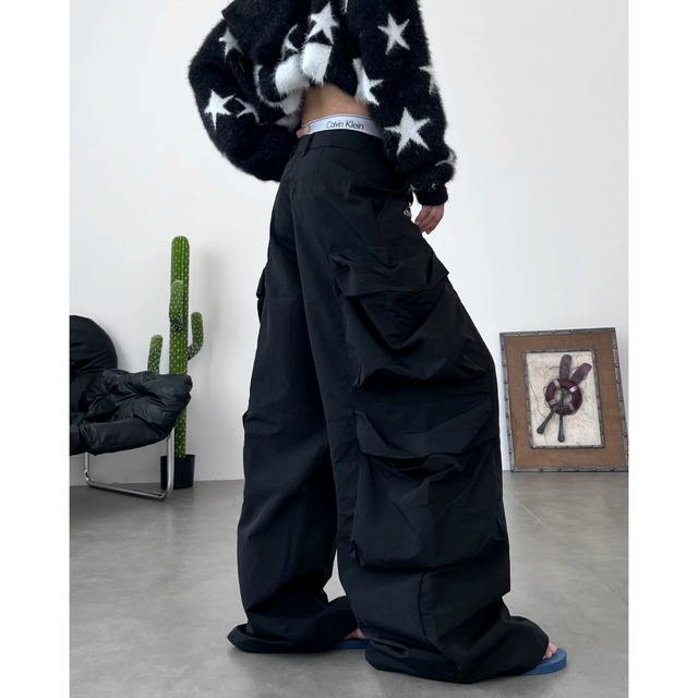 グラフィックワイドフォルムカーゴパンツ 1col R02910