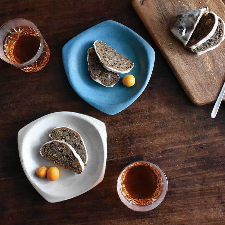 ターコイズブルーランチプレート（小） / レンジ・食洗機可 / wb-8　和食器 おしゃれ お皿 変形 珍しい スタイリッシュ おうちカフェ 個性的 ケーキ皿 パーティ ターコイズ 皿 ブルー 青  直径約最長18cm  ギフト プレゼント 食器 器 陶器 丹波篠山