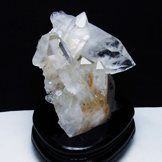 1Kg 水晶 クラスター 水晶 原石 マダガスカル産 台座付属 一点物  182-6784