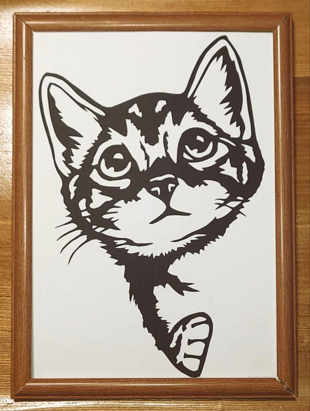 切り絵の一閑張り「猫」 d5466ce8b5451746d3c8ec47bc25e3