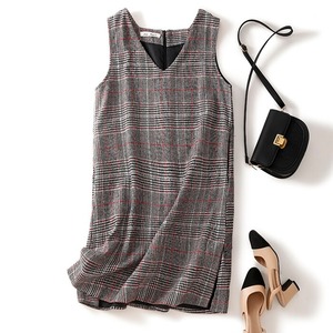【送料無料】 ワンピース ノースリーブ ジャンスカ ジャンパースカート ジャンスカワンピ Vネック 深Vネック Aライン 膝丈 ひざ丈 グレンチェック チェック柄 サイドスリット スリット 裏地付き 体型カバー 大きいサイズ M～3XL 着痩せ 細見え おしゃれ 大人 上品 きれいめ オフィス OL 通勤 お出かけ 韓国ファッション ママコーデ ママ 服 人気 春 秋 冬 20代 30代 40代 50代 グレー