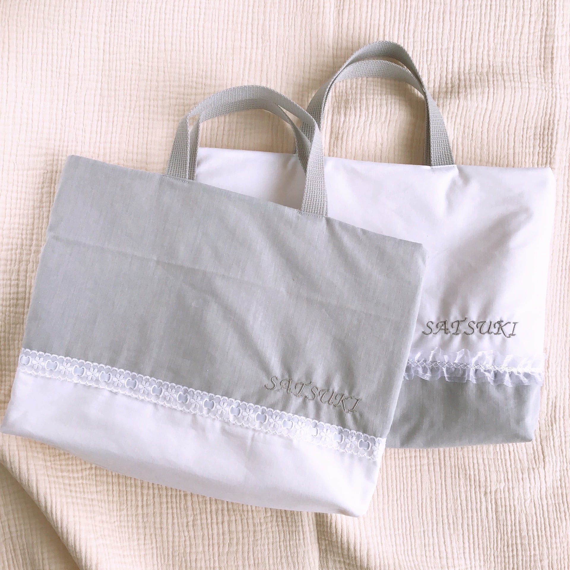 入園入学 名入れ レッスンバッグ 女の子用 キルティング 上品グレー バイカラー 出産祝い お誕生日ギフト ドレスエプロン Rosette ロゼット