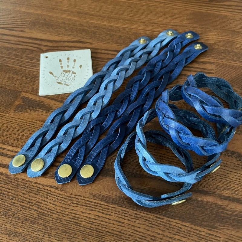 ETSUSHI イタリアンレザーブレスレットブルー