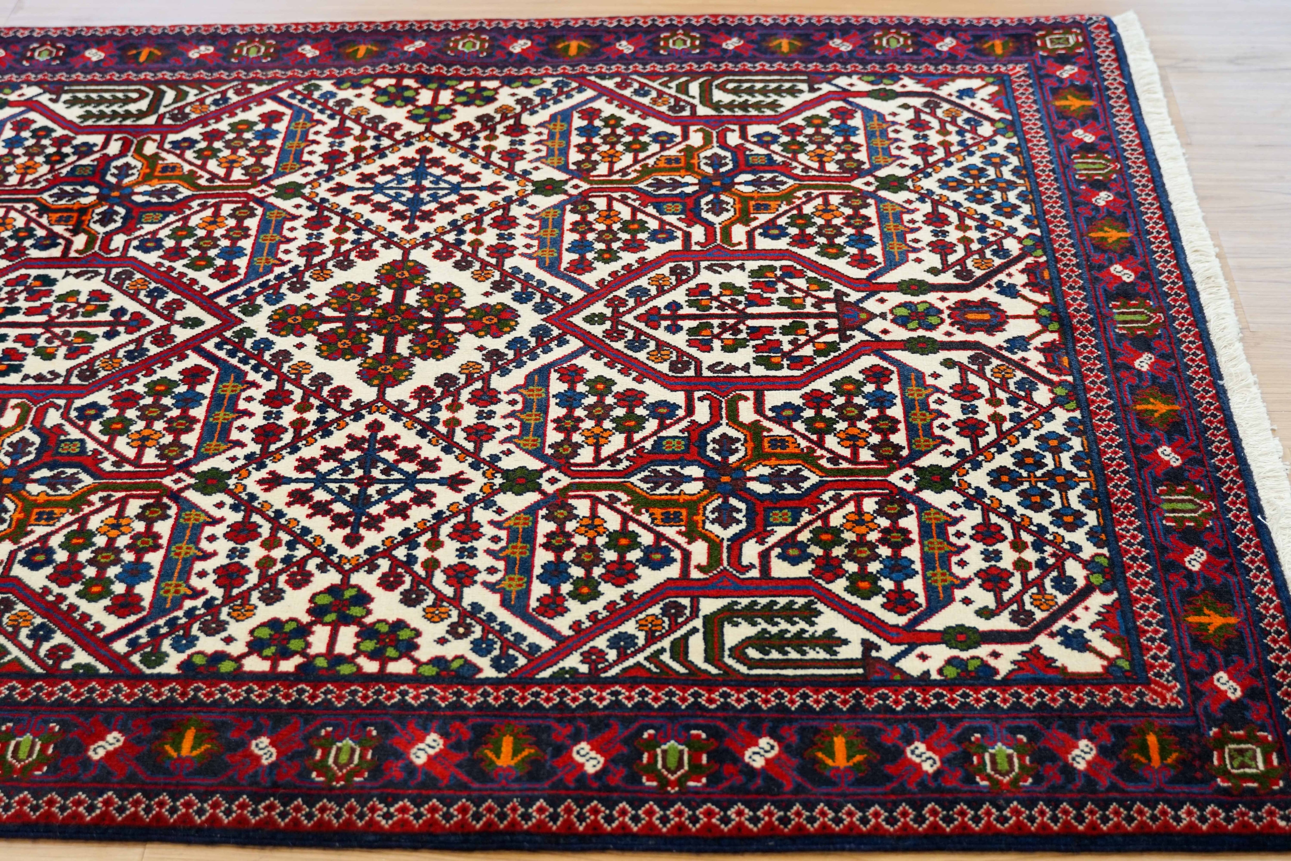 メイメ産 ペルシャ絨毯 209.5×139cm 手織りペルシャ絨毯 メイメ産 オールド157×110cm | Decorworks