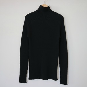 WIDE RIB タートルニット・ブラック無地