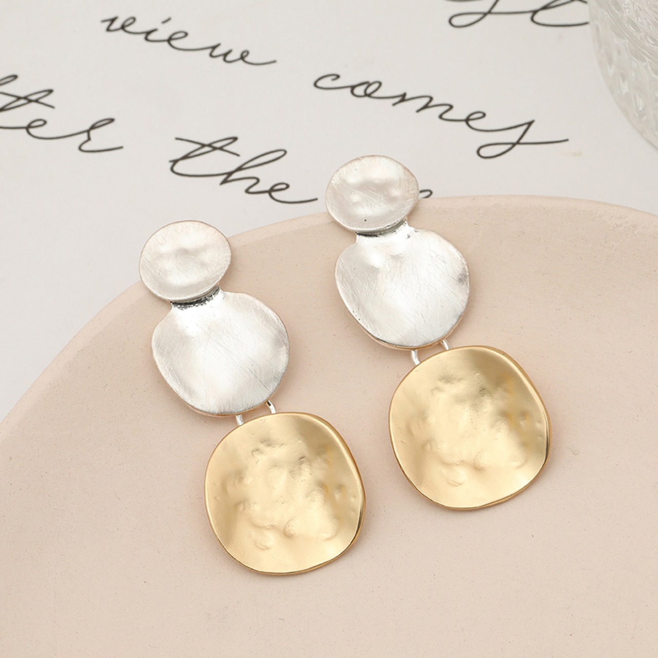 Triple Circle Earrings / トリプル サークル ピアス