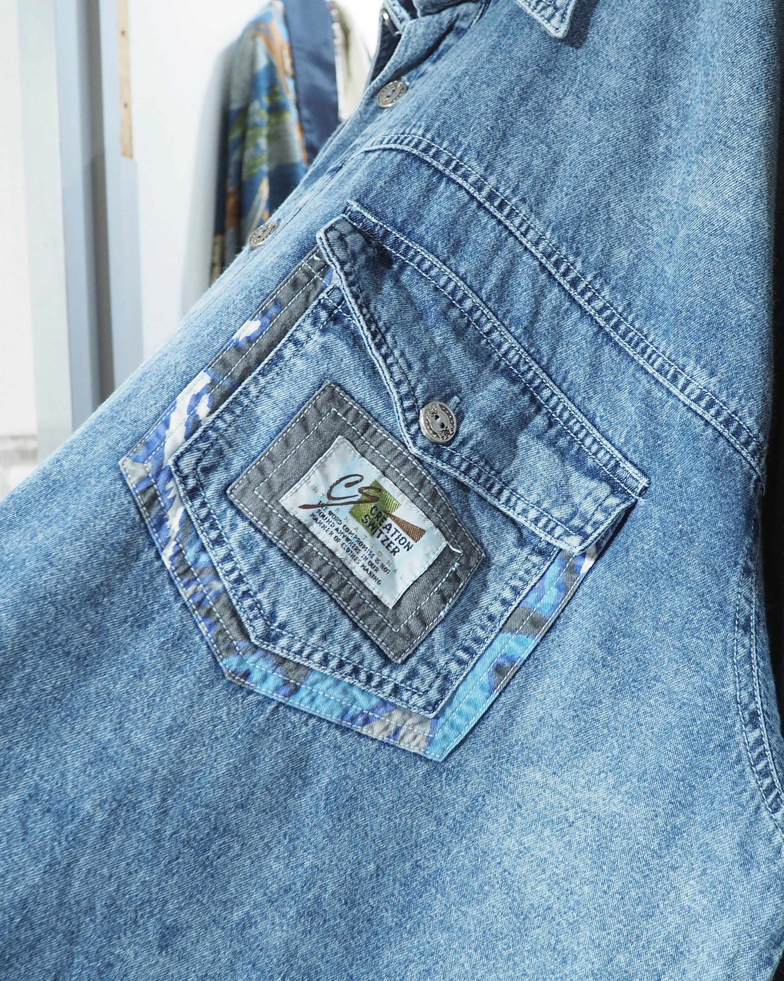 1990s Switching Panel × Camouflage pattern vintage loose Denim shirt