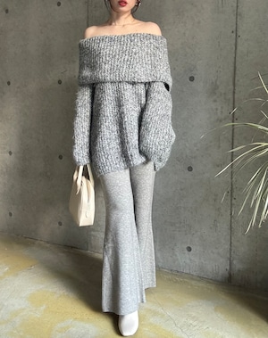 【12/10 21:00〜】裾フレアニットパンツ【グレー】