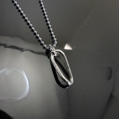 GODSIZE® FIGARO FRAGMENT [LARGE] PENDANT / ゴッドサイズ® フィガロフラグメントLペンダント
